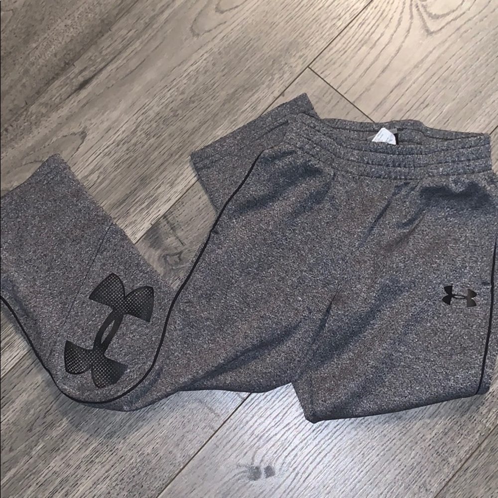 Under Armour pants size 5